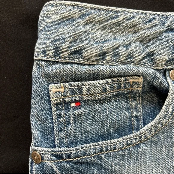 Tommy Hilfiger Women's Denim Shorts - Picture 4 of 9